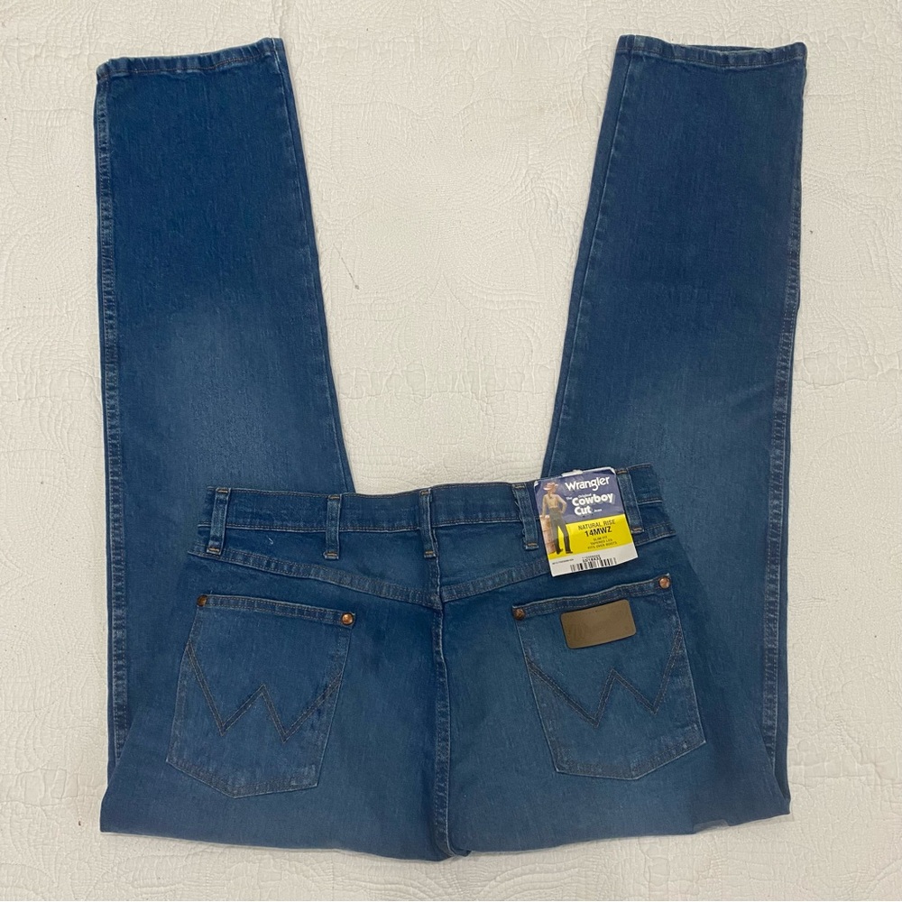 Wrangler the Original cowboy cut jeans natural
Rise size 33